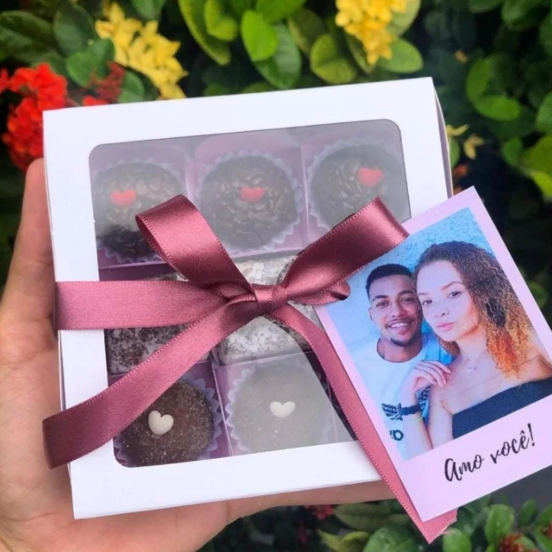 Caixinha de Brigadeiros Personalizada