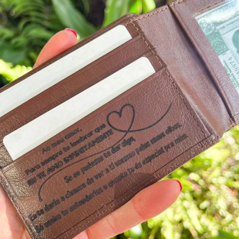 Carteira ou Porta-Documentos Personalizado